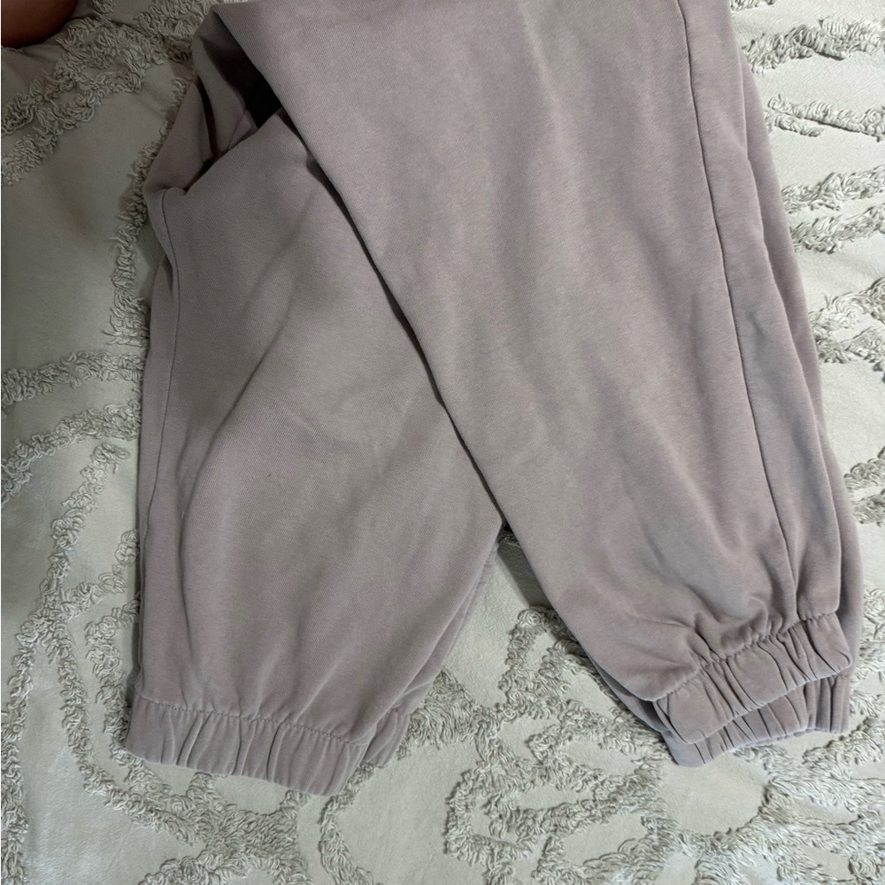 brandy melville sweatpants purpleish grayish